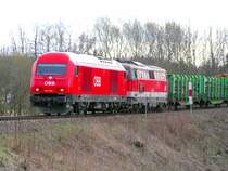 2016 065-1 + 2043 021-1 ziehen gemeinsam den Rundholzzug nach Wels; 080407
Ger�chten nach sollte 2043 ja zu diesem Datum keine Leistungen mehr bringen.