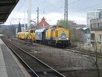 203 305 mit einem Bauzug am 7.4.2008 durch G�ttingen