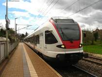 RABe 526 651-5 als SBB79832 nach Engen in Singen-Landesgartenschau am 19.4.08