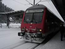 Regionalbahn nach Freiburg HBF am 25. M�rz 2008 im Bahnhof Titisee. Abfahrt 14.38 Uhr