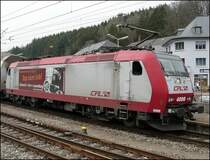 W�hrend E-lok 4006 die Werbung  Top zum Job  tr�gt...
Bild aufgenommen im Bahnhof von Troisvierges am 23.04.08.