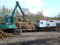 OHE Red Tiger bei der Holzverladung am 23.04.08 in Arnsberg. 