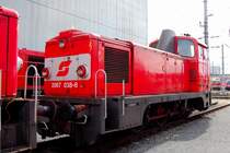 Eine bestens gepflegte 2067 wartet hier auf ihren n�chsten Verschubauftrag. Wenn man die Vorserienloks mit einberechnet hat diese Baureihe auch schon �ber 50 Jahre auf dem Buckel.. 2067 038-6 steht noch kr�ftig ihren Mann.
