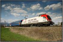 Werbetaurus 1016 047  Wiener St�dtische  f�hrt mit Milit�rzug 90141 von Tulln nach Klagenfurt.
St.Margarethen bei Knittelfeld 24.04.2008
