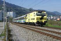 Re 456 092-6 mit dem Voralpen-Express am 27.4.08 zwischen Pf�ffikon und Rapperswil.