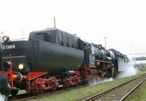 Lokparade 2007 im Bw Sch�neweide, Vorbeifahrt mit BR 52