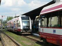 Moderne Z�ge werden auf einer Dampflokparade nat�rlich auch pr�sentiert, hier SA 132-13. 3.5.2008