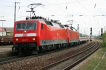120 157 und eine Schwester durchfahren am 04.05.2008 mit IC 1988 nach Hamburg Hbf Augsburg-Oberhausen