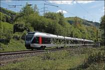 ET23007 und ET22004 fahren als ABR99648, (RE16  Ruhr-Sieg-Express ) von Essen Hbf nach Siegen, und werden in wenigen Minuten Letmathe erreichen. (04.05.2008)
