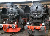 Zwei 52er am Lokschuppen in Sch�neweide, Dampfloktage 2007