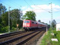 BR 111 129-3 durchf�hrt mit ihrem RE 4 den km. 28.2 und den dazugeh�rigen B� Tichelen