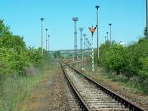 Einfahrt in die Abstellgruppe am Zementwerk Karsdorf; 11.05.2008