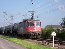 Re 421 auf dem Weg Richtung K�ln in Alfter kurz vor dem Roisdorfer Bahnhof - (18.07.2007)