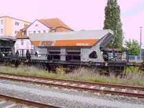 Schotterwagenganzzug mit mehreren Wagen aus Rum�nien abgestellt in Erfurt Nord 