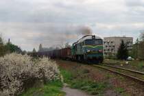 ST44 - 966 mit G�terzug in Poreba (29.04.2008)