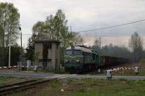 ST44 - 966 mit G�terzug in Zawiercie (29.04.2008)