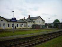 Bahnhofsgeb�ude von Soltau (Hannover). Das Geb�ude besitzt sogar noch einen DB-Reisepoint und Kiosk