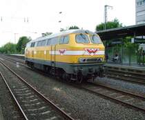 216 122-2 der Gleisbaufirma Wiebe steht am 21.05.08 kalt in Frankfurt-H�chst.