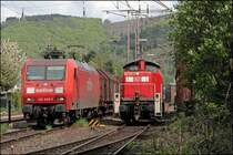 Die Seddiner 145 046 und die Hagener 294 395 geben sich am 02.05.2008 in Hohenlimburg ein  Stelldichein .