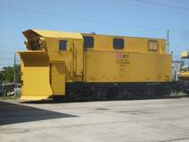 Dieser Schneepflug Bauart Meinigen war seit der Schneekatastrophe 1978/79 nicht wieder gro� im Einsatz.Am 31.05.2008 steht Dieser abgestellt in Bergen/R�gen.