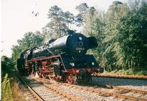 Ein Foto vor meiner Digitalkamerazeit.
Die ehmalige Stralsunder und jetztige Museumslok 03 1010 in Binz.