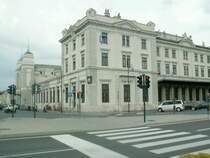 Der ehem.k.k.StB.Bahnhof(1906)in Trieste,Campo Marzio(fr�her S.Andrea)Einst Endpunkt der Wocheinerbahn(Transalpina)Seit 1984 befindet sich hier das Museo Ferroviario Campo Marzio.�brigens das einzige Eisenbahnmuseum in Italien in einem Bahnhof.Leider befindet sich das Geb�ude,wie auch die meisten der ausgestellten Exponate in einem schlechten Zustand.Wie �berall fehlt auch hier das Geld.Triest 04.06.08