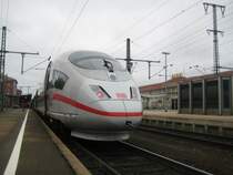 Br 403 015 steht am 7. Juni 2008 in Singen zur Taufe bereit.