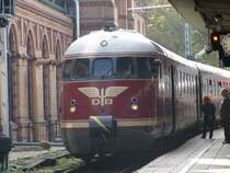 Auch der VT08(613) war als Sonderzug in Schwerin vertreten.Aufgenommen am 02.10.04.