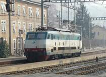 FS - E-Lok 444 026 unterwegs in Chiasso am 23.02.2008