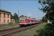 RE13  Maas-Wupper-Express  durchf�hrt den ehemaligen Bahnhof Westhofen Richtung Venlo. (08.06.2008)