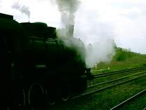 Bei der Ausfahrt aus dem Bahnhof Wollstyn