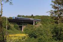 223 xxx (Arriva) mit Alx 86214 auf Lechbr�cke in Kaufering (12.05.2008)