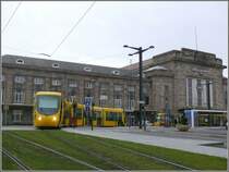 Citadis Tram vor dem Hauptbahnhof Mulhouse. (08.04.2008)