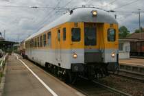 Messsteuerwagen der DB Systemtechnik mit Schublok 217 001-7 in Villingen am 21.7.08