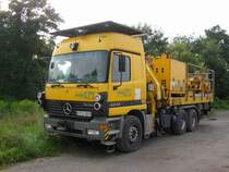 Zweiwegefahrzeug Mercedes Benz  ACTROS  der  SPL  in L�bbenau. Sch�tz mal es dient zur Oberleitungsmontage