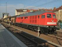 Das aktuelle Foto vom 2. 8. 2008: G�terzug-Durchfahrt Berlin-Wedding mit BR 232