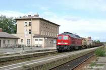 Am 12.09.2005 f�hrt 232 675 mit einem Umleiterg�terzug durch Mindelheim.