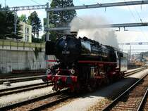 Surprise in Spiez: W�hrend meines einmin�tigen Aufenthaltes in Spiez am 26.07.2008 wagte ich es, aus dem Zug zu steigen um ein Foto der BR 01 202 zu machen...