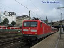 E 112 149-0 vor dem RE nach Kiel, ausfahrt Hamburg Hbf am 08.08.08