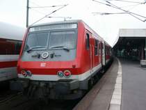 Wittenberger Steuerwagen in einer RB von Hannover nach Hildesheim. Diese werden (leider) bald durch neue S-Bahn Triewagen der BR 425 ersetzt. Wenn jemand was �ber den Verbleib der alten Z�ge wei� bitte kommentieren! Aufgenommen am 22.07.08