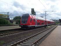 Ein r�ckschu� auf einen RE steuerwagen mit dem zug nach Bremen in Emden.Aufnahme am 08.08.08