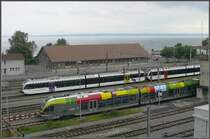 RABe 526 GTW von Thurbo und der neue Flirt f�r die Autonome Region Bozen stammen beide aus dem Hause Stadler. Rorschach (16.08.2008)