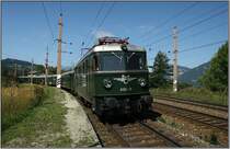 Gep�cktriebwagen 4061 013 f�hrt mit Sonderzug 16577 von Wien S�d nach M�rzzuschlag.Anlass daf�r waren die Feierlichkeiten zum 10 Jahr Jubil�um   10 Jahre UNESCO Welterbe Semmering  
Eichberg 31.08.2008
