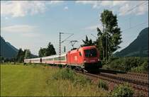 Das Gl�ck die 103 vor dem  Gro�glockner  ablichten zuk�nnen hatte ich leider w�hrend des Urlaubes nicht...;-(  Am Abend des 05.07.2008 bespannte die 1116 037 den D 1281  Gro�glockner  von M�nchen nach Zell am See.