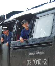 Eine bekannte Lok, Ein bekanntes Gesicht. Danke f�r die sch�ne Fahrt, Adorf 22.08.08