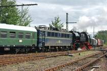65 1049 schleppt 242 157, WAB 51 ins Chemnitzer BW Gel�nde, 23.08.08