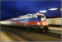 Mitzieher von der EM-Lok 1116 084 Russland welche mit EC 631  Alpen Adria Universit�t Klagenfurt  von Wien S�d nach Villach f�hrt.
Knittelfeld 20.09.2008