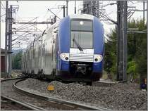SNCF Triebzug 344 kommt am 21.09.08 aus Nancy und f�hrt dem Bahnhof von Luxemburg entgegen. (Jeanny)