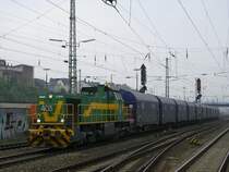 DE 403,MaK G1206 mit G�terwagen von Veolia in HA-Vorhalle auf dem
Weg nach Wuppertal-Langerfeld.(29.09.2008)
