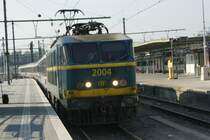 Einfahrt der SNCB Serie 2000 Nr. 2004 mit dem Eurocity Vauban aus Br�xelles kommen in den Bahnhof Luxemburg. 28.09.2008